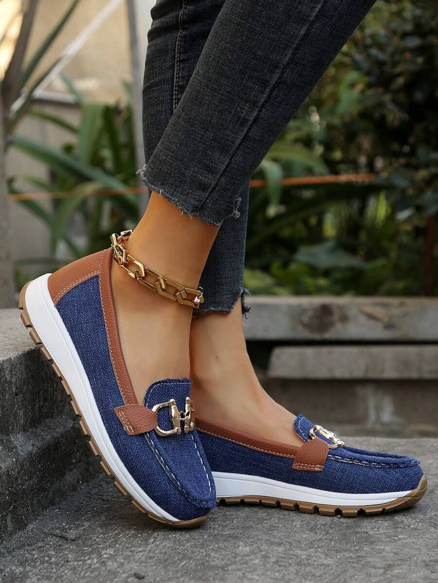 Women's Metal Buckle Platform Loafers