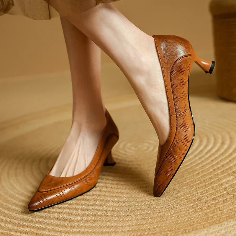 Women's Leather Kitten Heel Pumps Pointed Toe Shoes