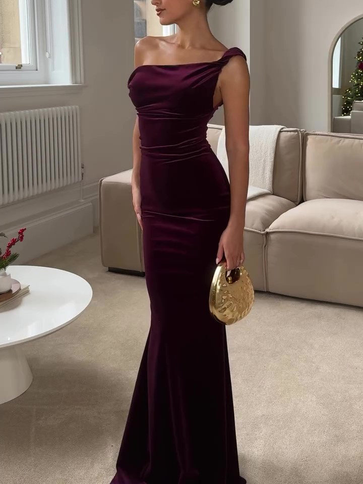 Women's Off-the-Shoulder Velvet Gown