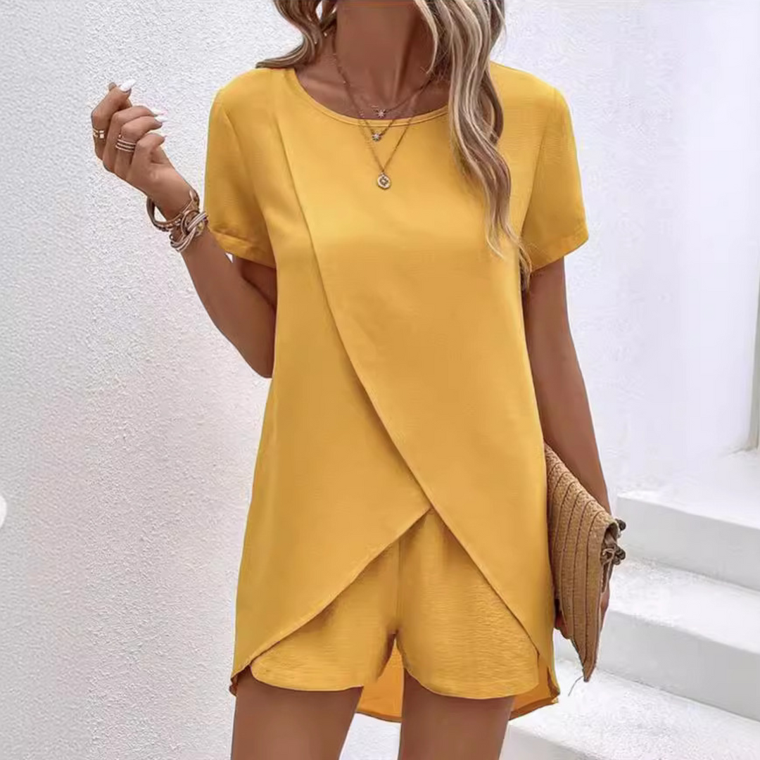 Covernorth Women's Two-Piece Tunic and Shorts Set