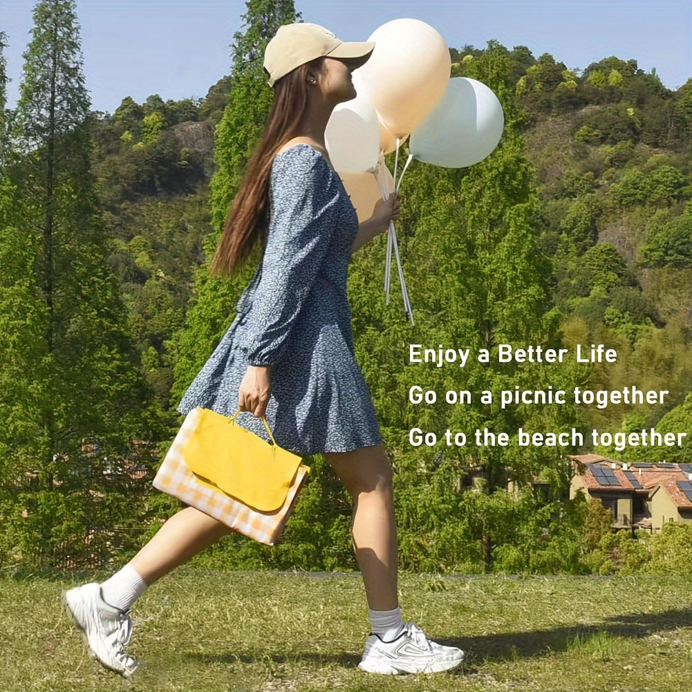 Outdoor Picnic Blanket | Waterproof Foldable | Beach & Park