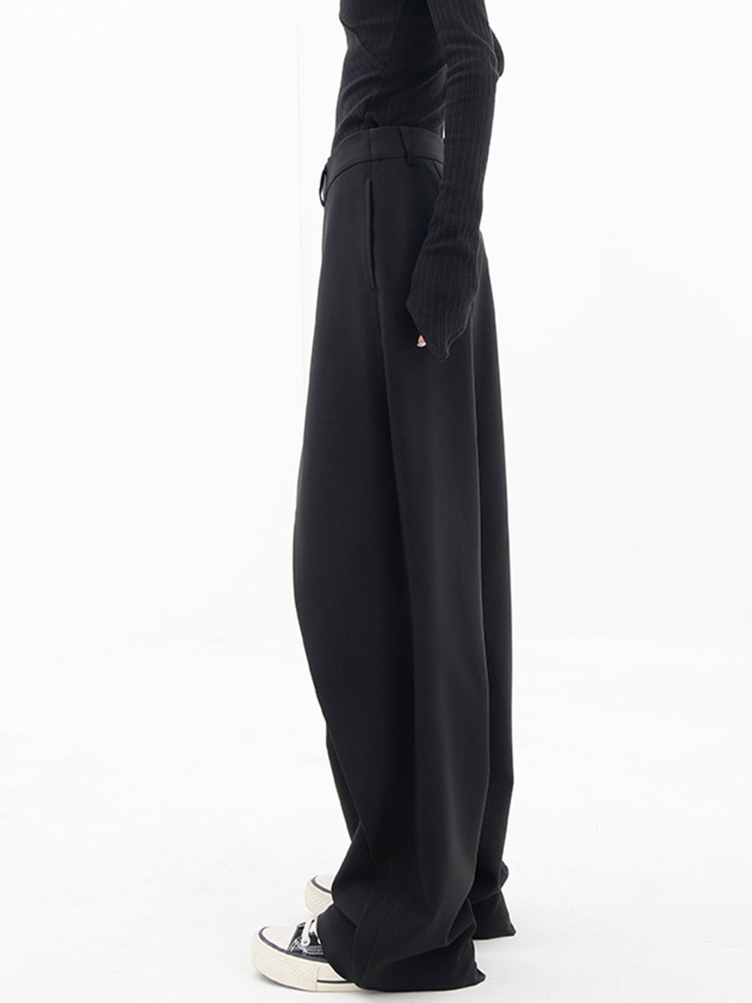 Covernorth Women’s Asymmetric Wide-Leg Trousers
