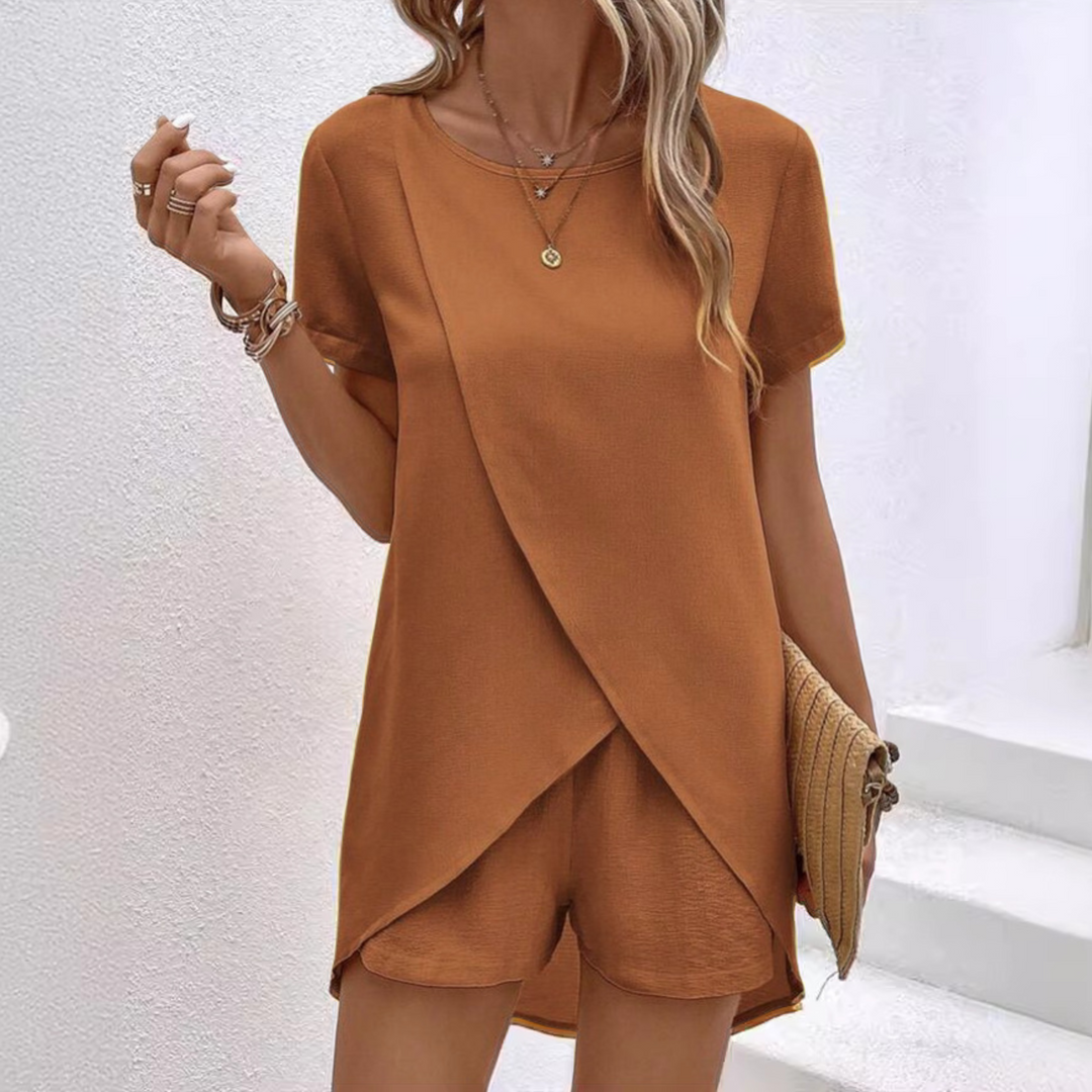 Covernorth Women's Two-Piece Tunic and Shorts Set