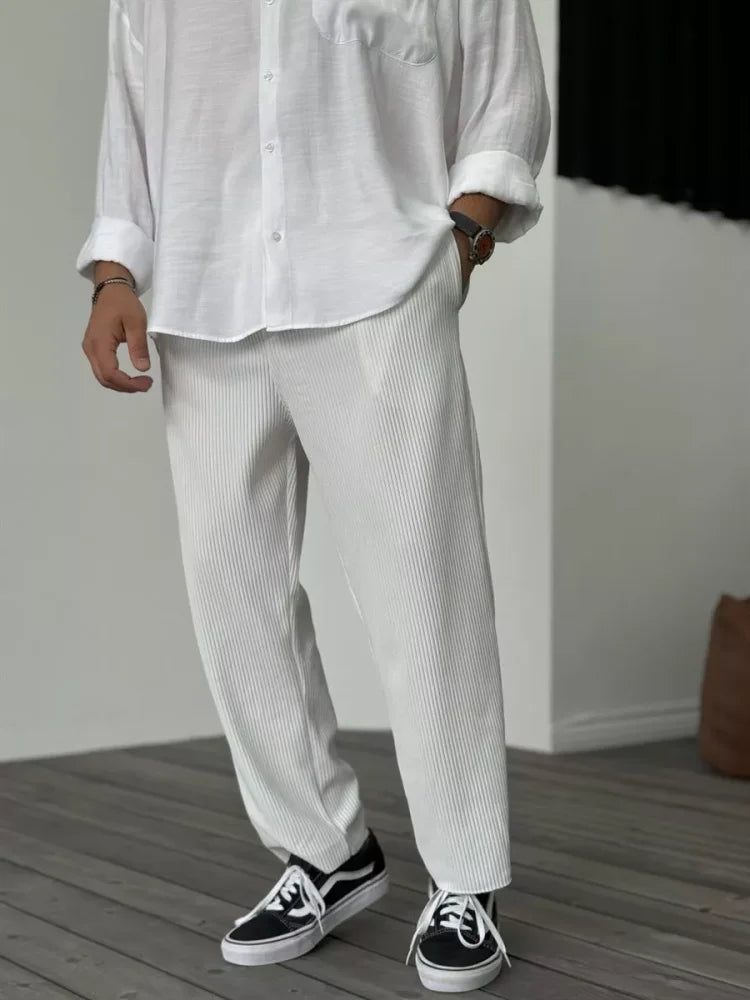 Covernorth Men’s Ribbed Straight-Leg Trousers