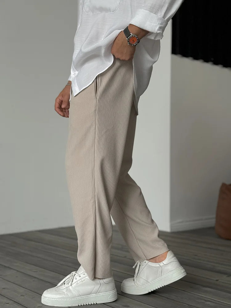 Covernorth Men’s Ribbed Straight-Leg Trousers