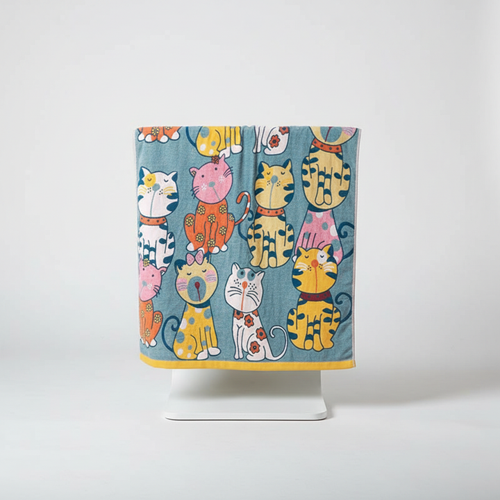 Kids Cat Bath Towel │ Soft Absorbent │ Bathroom Decor