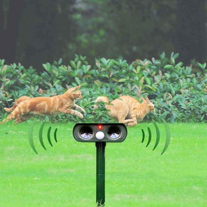 Solar Ultrasonic Outdoor Animal Repeller Garden Pest Control Device