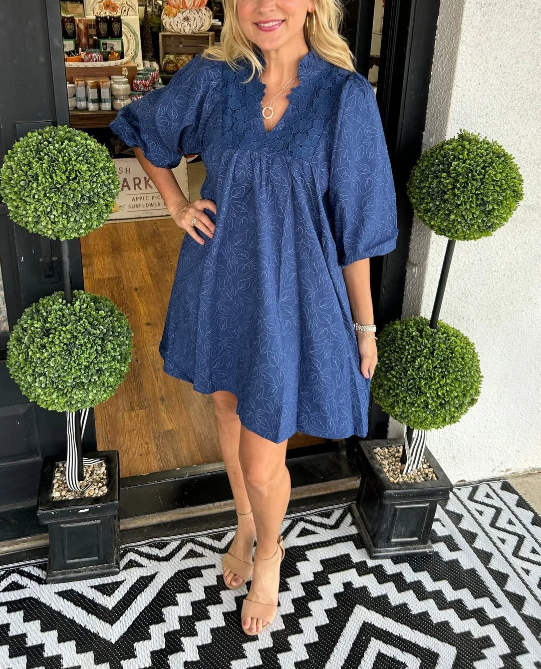 Covernorth Women’s Eyelet Lace V-Neck Puff Sleeve Tunic Dress