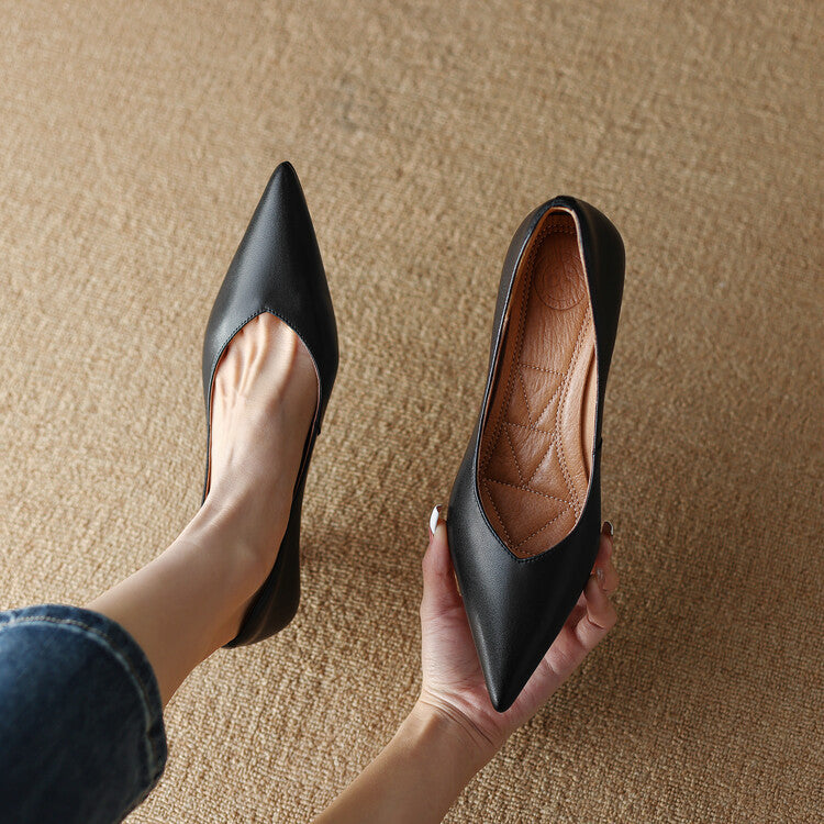 Women's Pointed Toe Kitten Heel Pumps