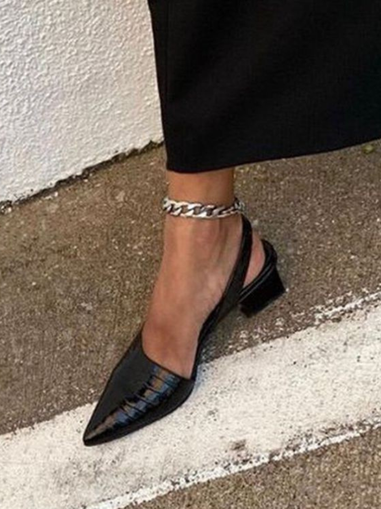 Women’s Croc-Embossed Slingback Pumps