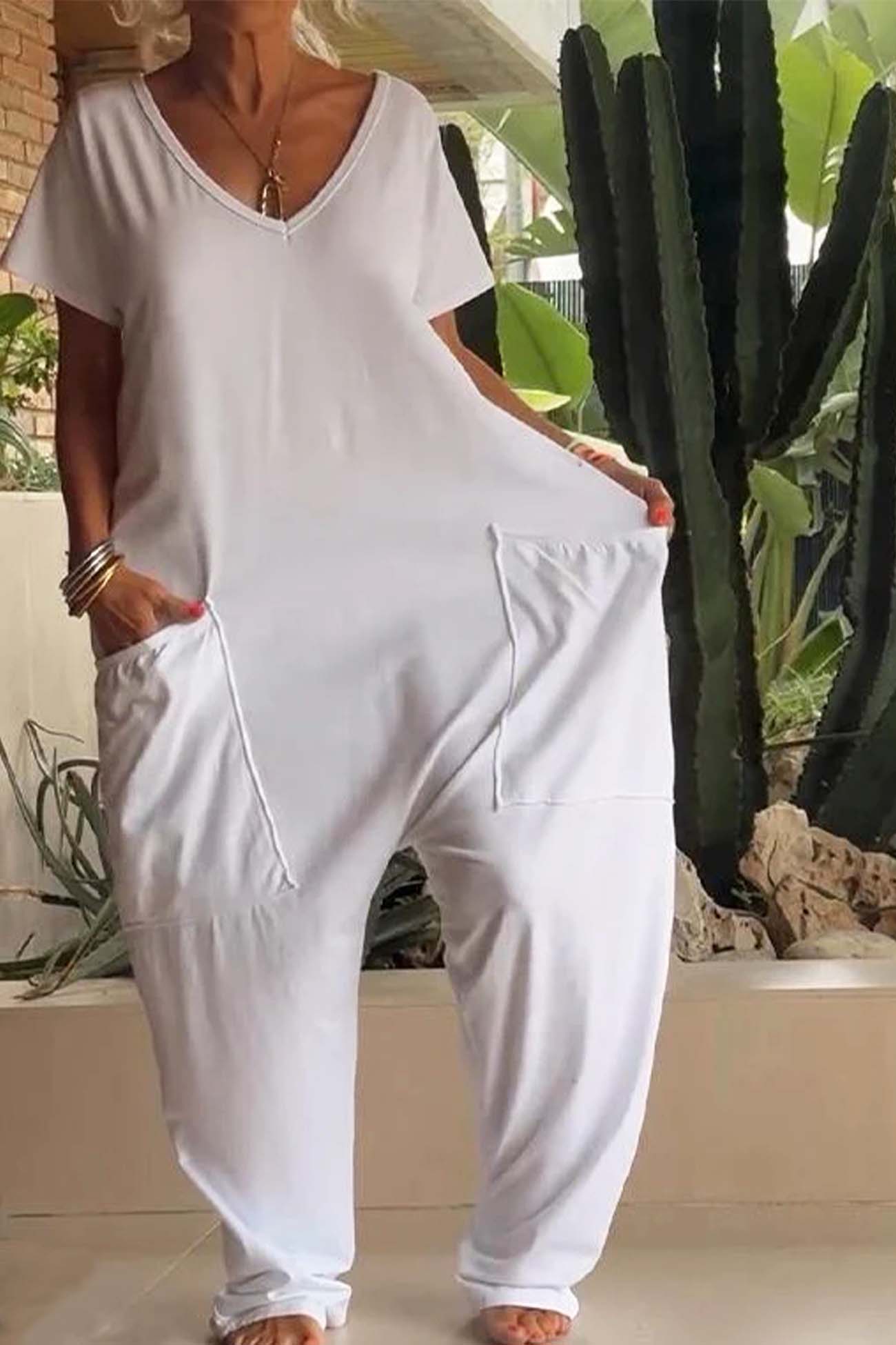 Women's V-Neck Short Sleeve Casual Jumpsuit