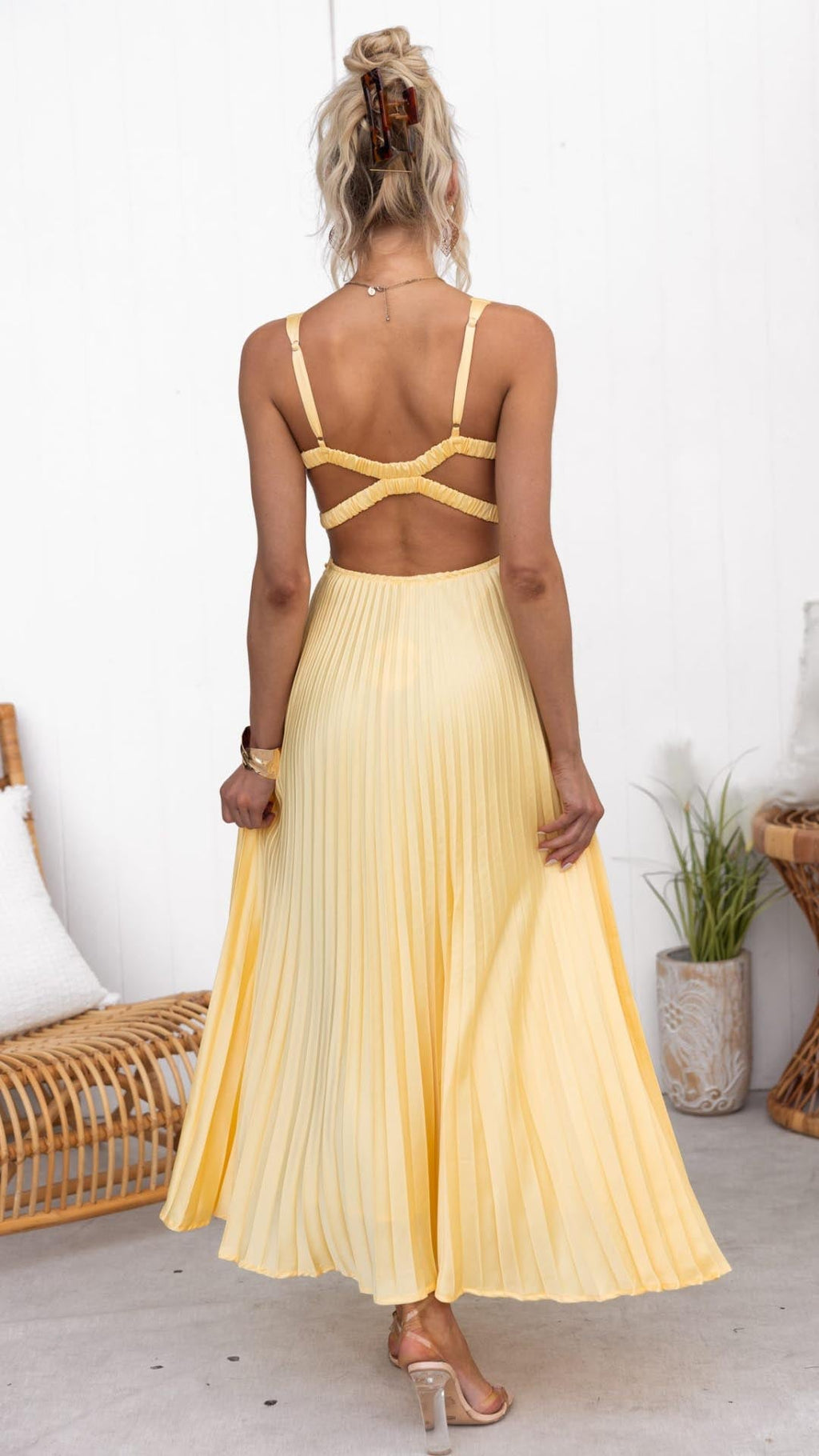 Covernorth Women’s Pleated V-Neck Maxi Dress