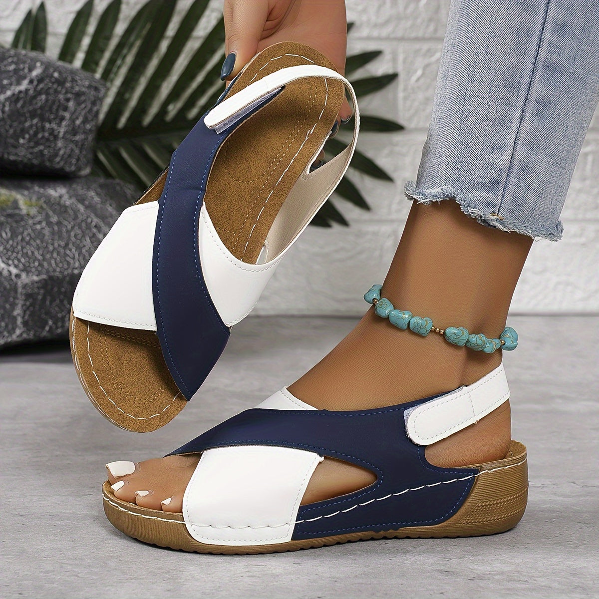 Women's Crisscross Strap Wedge Sandals