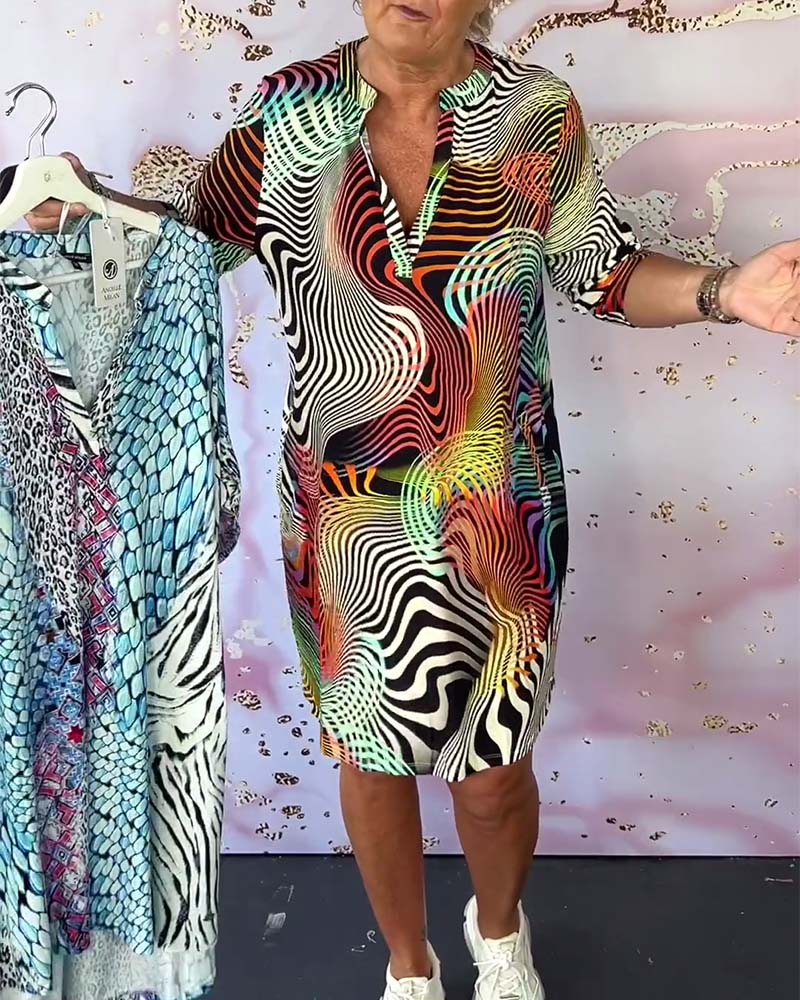 Covernorth Women’s Psychedelic Abstract Print Shift Dress