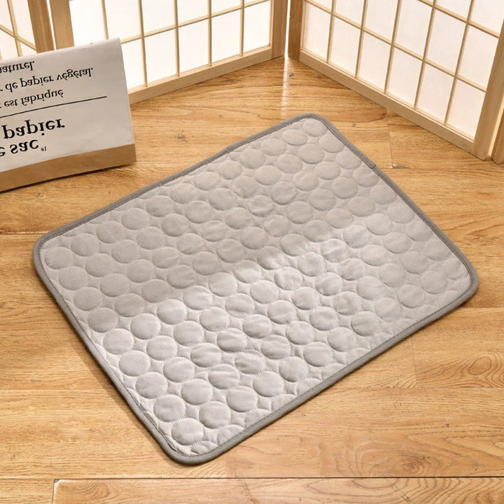 Pet Cooling Mat │ Self-Cooling Gel │ Sofa, Car Seat & Outdoor Crate