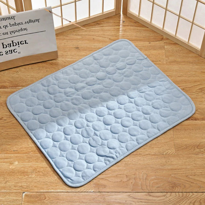 Pet Cooling Mat │ Self-Cooling Gel │ Sofa, Car Seat & Outdoor Crate