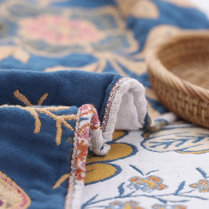 Vintage Floral Tapestry Throw Blanket with Tassels for Sofa Bed