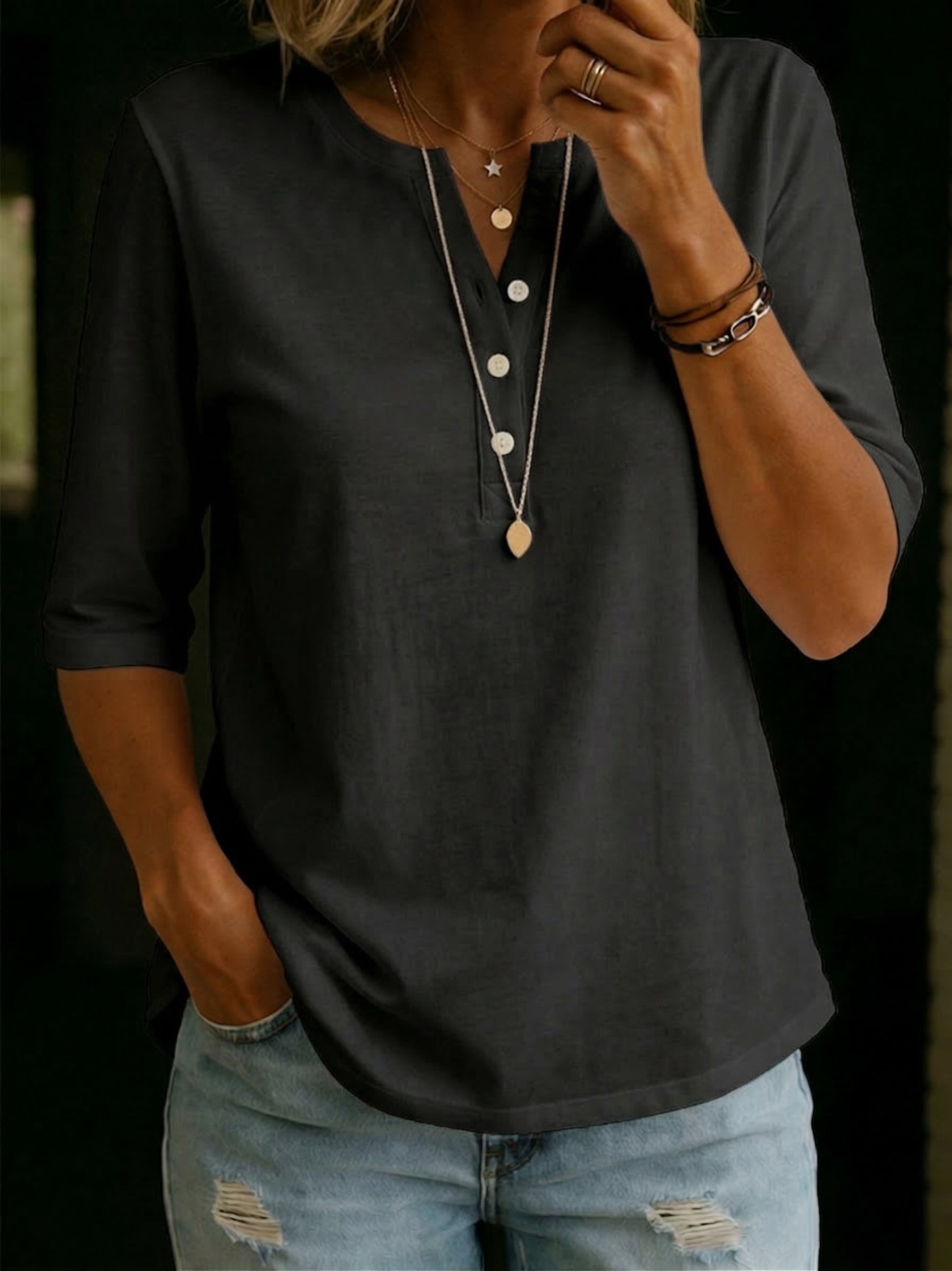 Covernorth Women’s Three-Quarter Sleeve Henley