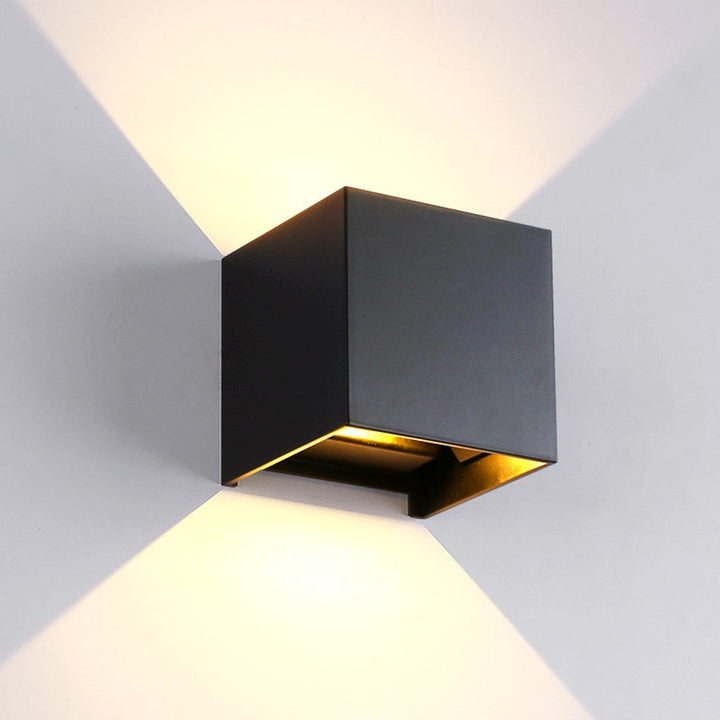 Square Wall Sconce | LED Adjustable Beam IP65 | Porch & Patio | Black