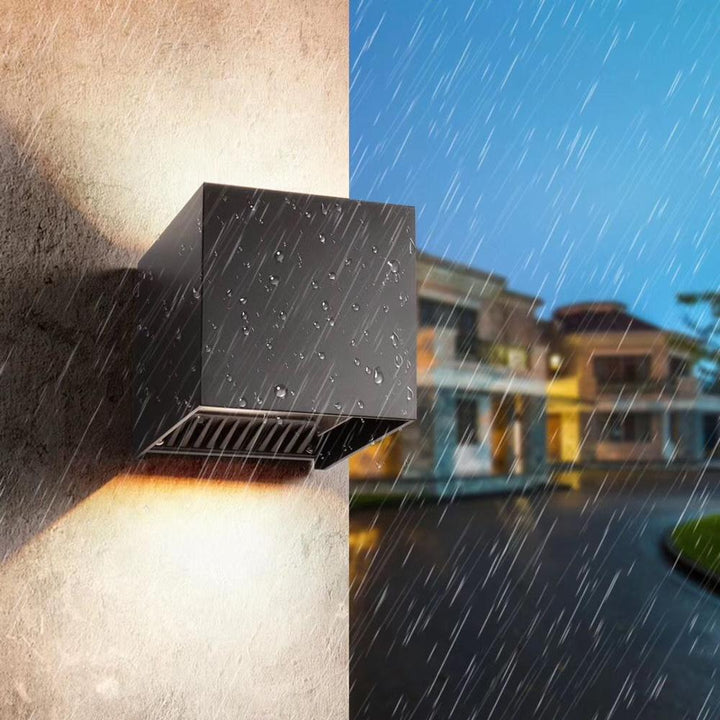 Square Wall Sconce | LED Adjustable Beam IP65 | Porch & Patio | Black