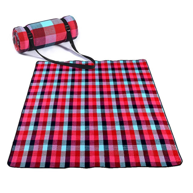 Plaid Picnic Mat | Waterproof & Foldable | Park, Camping & Lawn