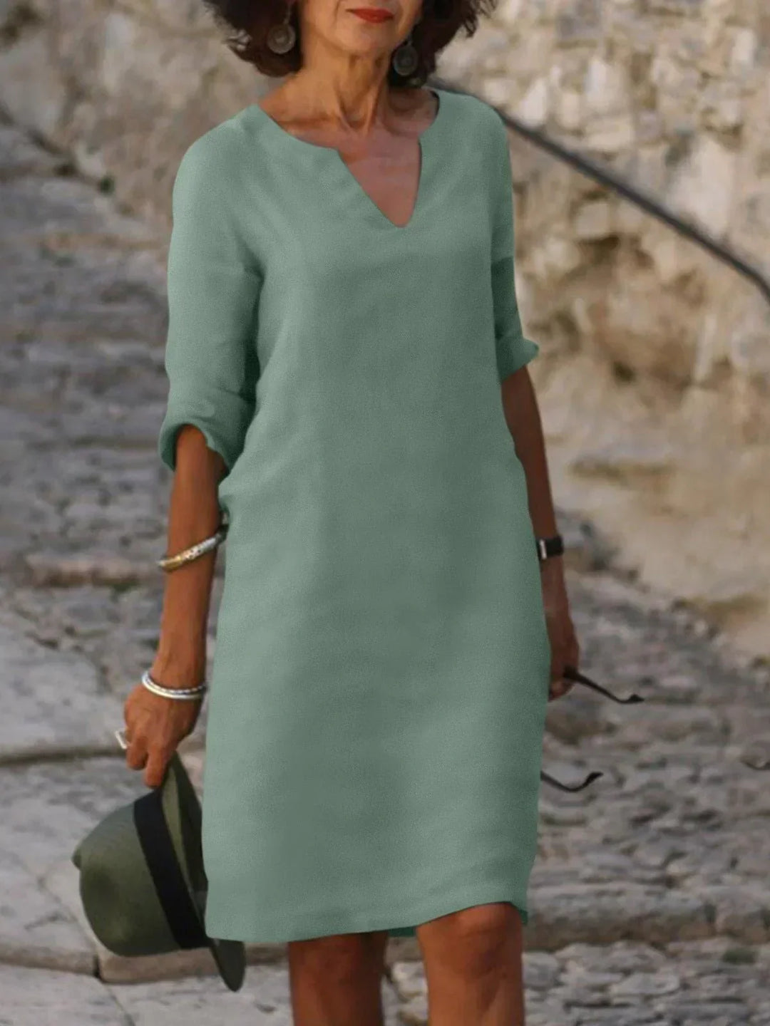 Covernorth Women’s V-Neck Linen Shift Dress