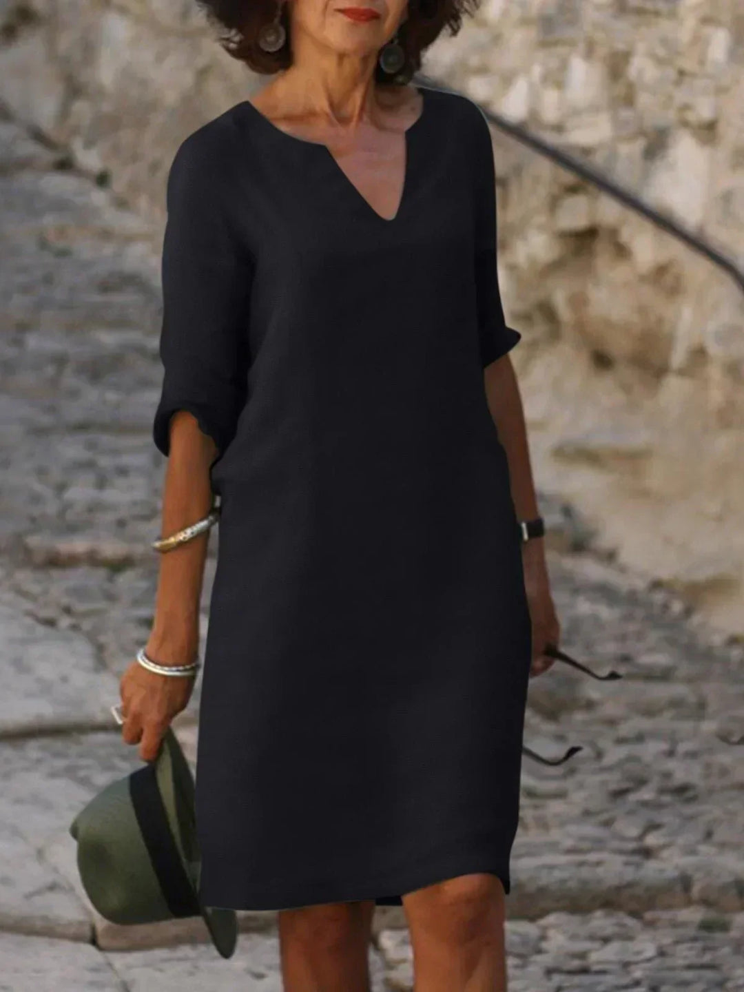 Covernorth Women’s V-Neck Linen Shift Dress