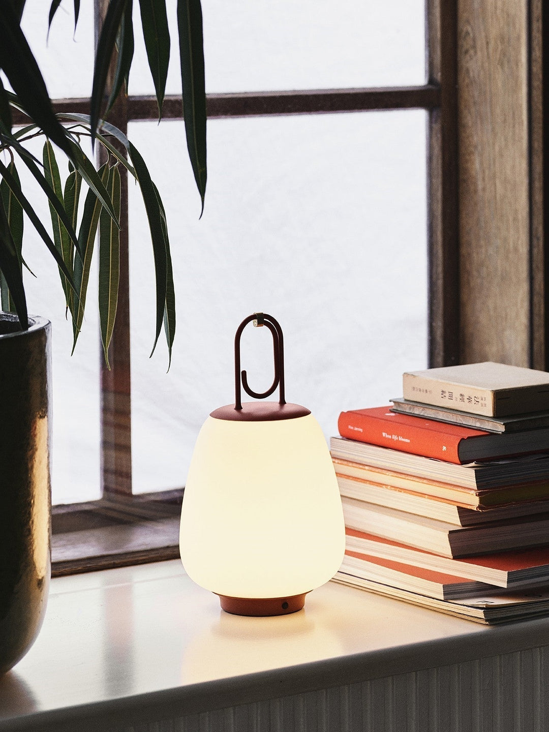 Portable Lantern Lamp │ Frosted Soft Light │ Patio & Bedside
