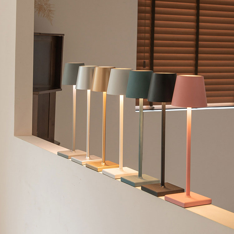 Minimalist Rechargeable Cordless Table Lamp
